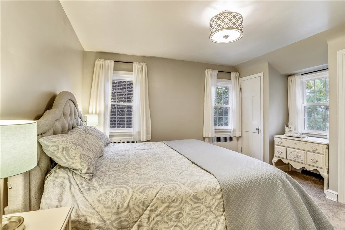 1916 Shepherd ST NE Washington DC master bedroom 